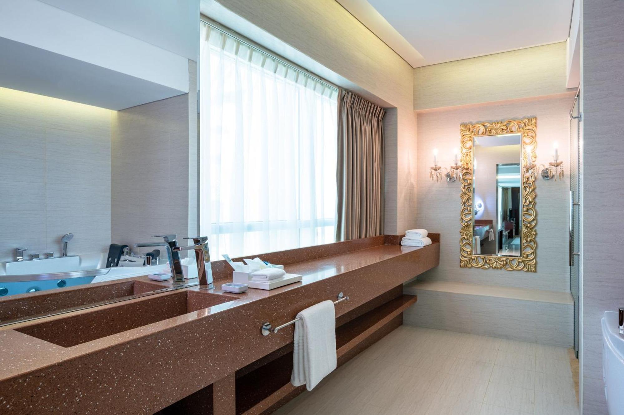 Four Points By Sheraton Sharjah Luaran gambar